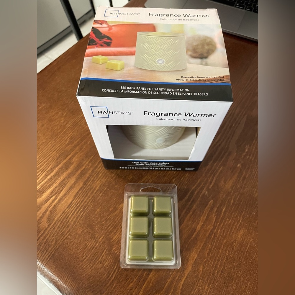 Mainstays Fragrance Warmer with 6 scented Fraiser Fur scent cubes NEW OPEN BOX